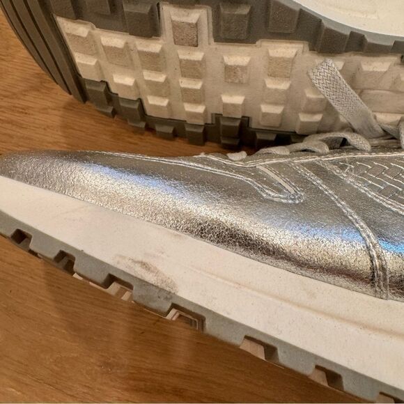 Ron White Woman’s silver sneakers - Picture 7 of 8